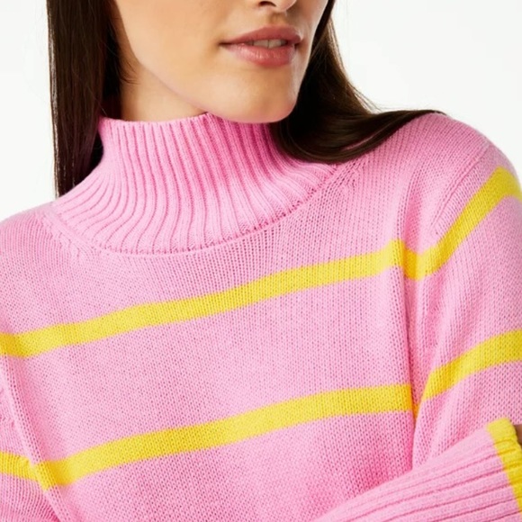 Free Assembly Women’s Tall Rib Turtleneck Sweater - Picture 4 of 5